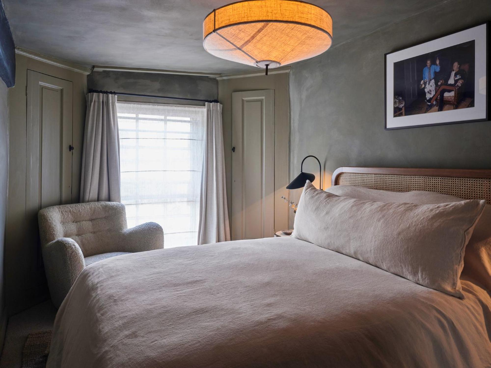 Highway Hotel Burford Buitenkant foto