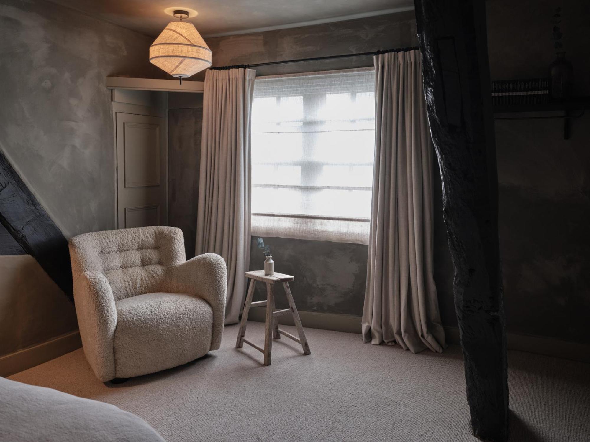 Highway Hotel Burford Buitenkant foto